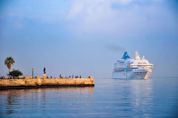 cc_cristal_sea02-590x392.jpg
