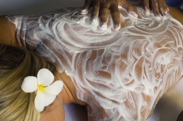 Bangkok-Yogurt-Splash-at-Mandara-Spa-590x392.jpg