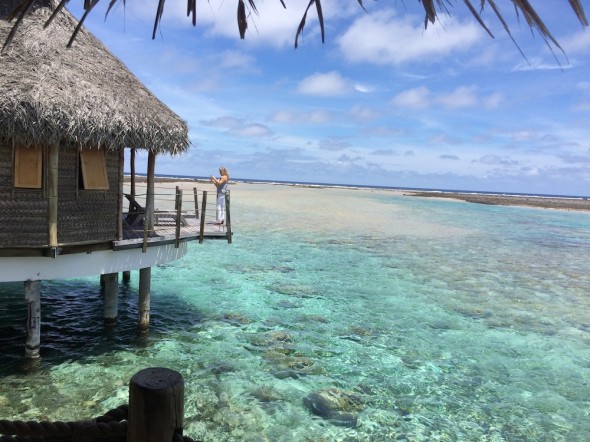 8-Tikehau-Overwater-Bungalow-590x442.jpg