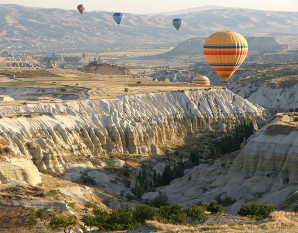 BalloonTurkey-590x461.jpg