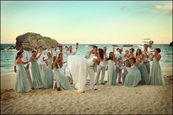 Destination-weddings-at-the-beach-590x393.jpg