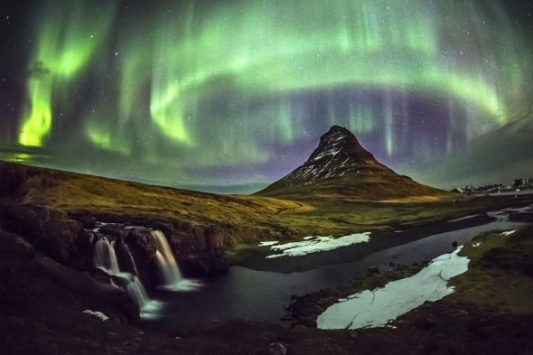 Iceland-Credit-Mindy-Cambiar-590x393.jpg