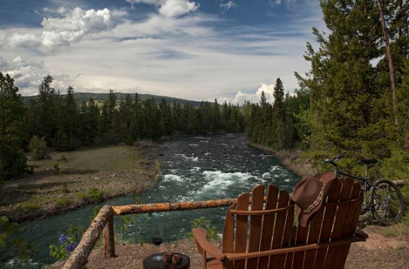 PawsUp_Glamping_04-590x389.jpg