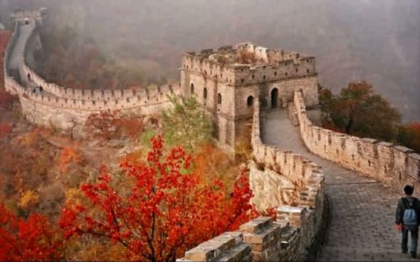chinese-wall-in-fall-590x368.jpg