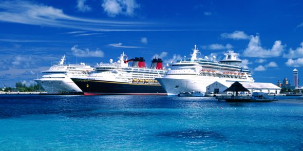 ships-in-port-770-590x295.jpg