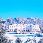 winter-wonderful-stanley-hotel-x.jpg