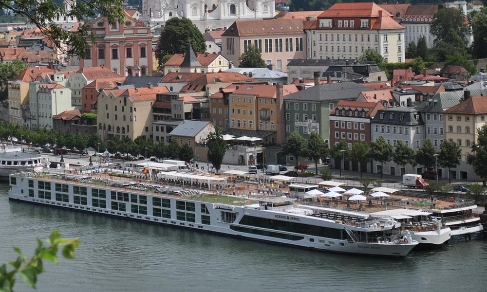 Avalon River cruise with great authors