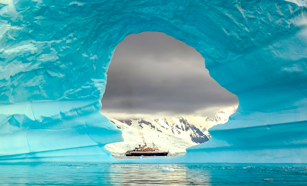 Travel to Antarctica on the busket list for 2023/24