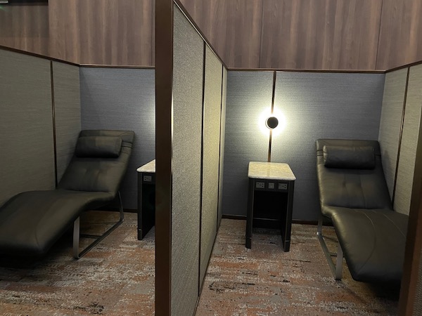 Singapore Airlines New Lounges