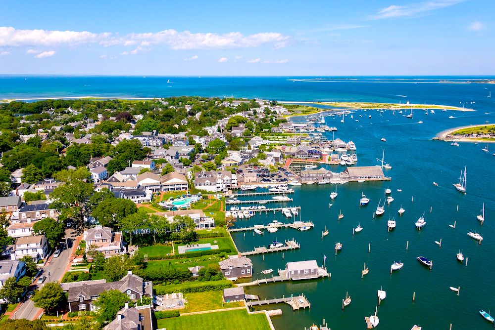 Boaton, visiting Cap Cod and Martha's Vineyard 