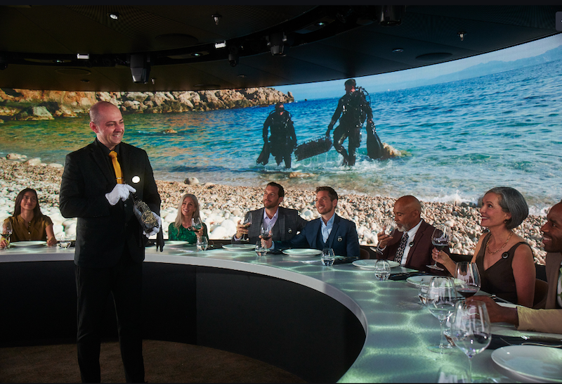 Discovery Princess, Enchanted Princess Dining experience