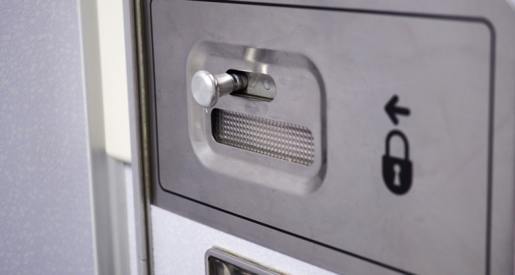 Best Airlines for Bathrooms