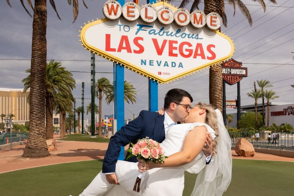 Elopement packages in Las Vegas