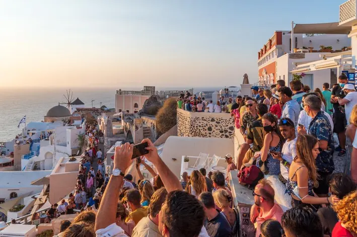American Tourists in Greece