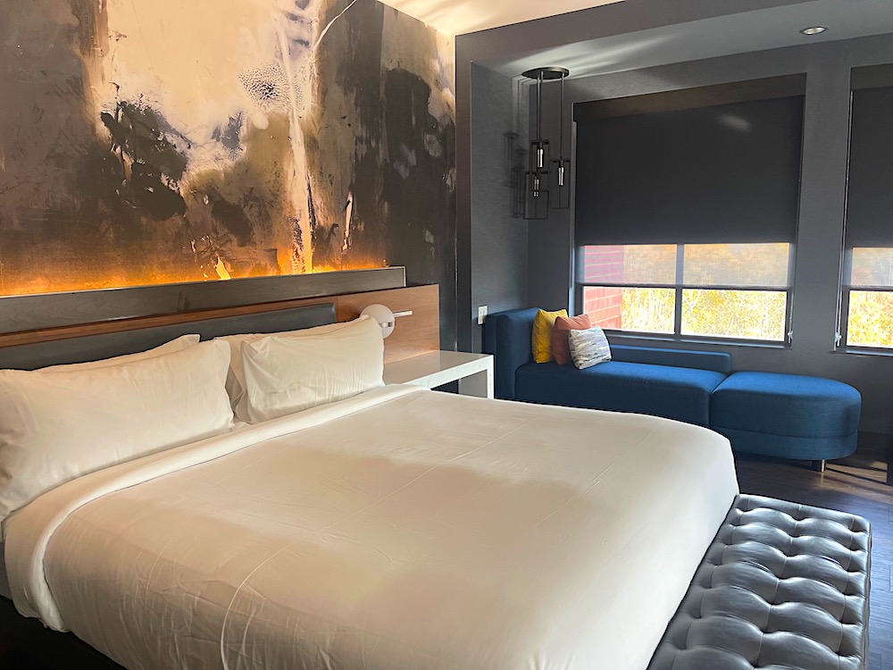 Things to do in Baltimore a room at Marriott Owings Mills